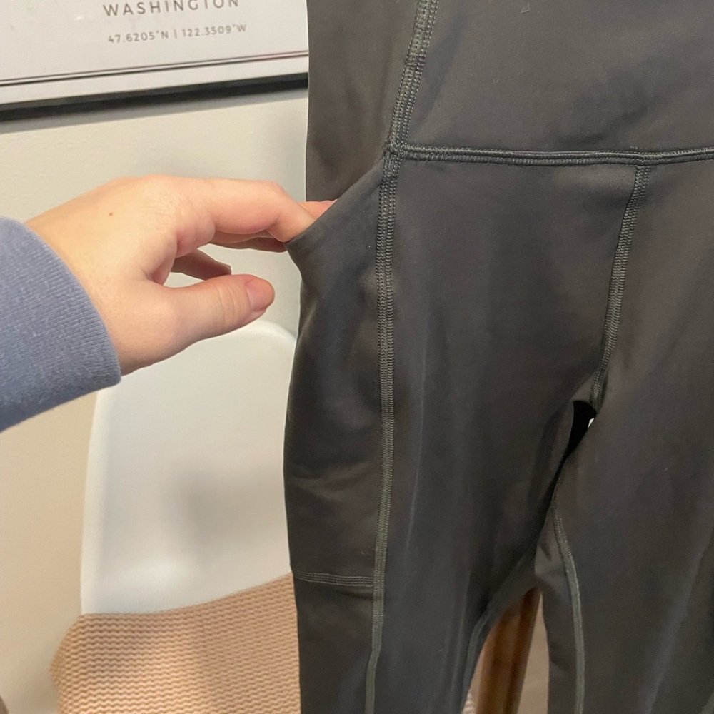 Girlfriend Collective High Rise Compressive Pocket Leggings - Picture 6 of 7
